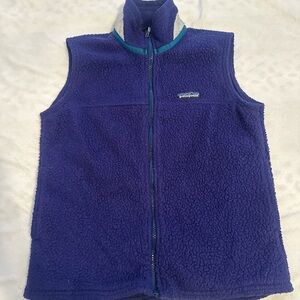 Patagonia Deep Purple Fleece Outerwear